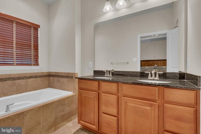 7278 DORCHESTER WOODS LN, Hanover, MD 21076