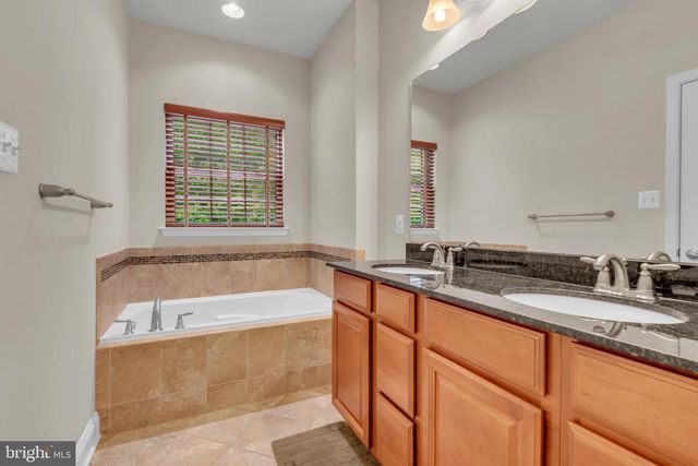 7278 DORCHESTER WOODS LN, Hanover, MD 21076