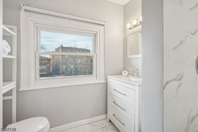 519 Westminster Ave, Elizabeth City, NJ 07208