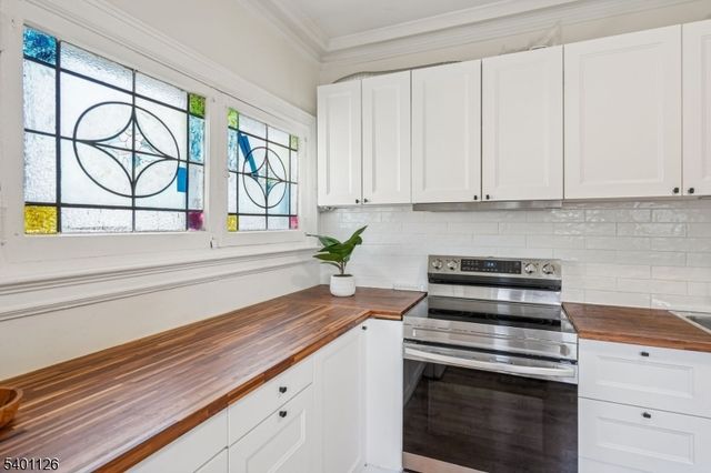 519 Westminster Ave, Elizabeth City, NJ 07208