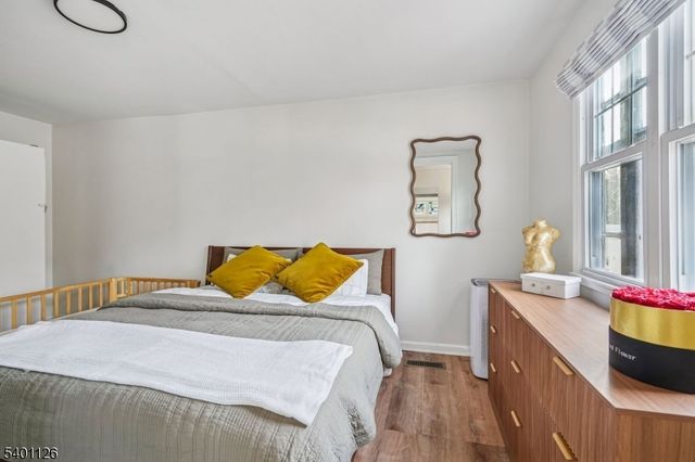 519 Westminster Ave, Elizabeth City, NJ 07208