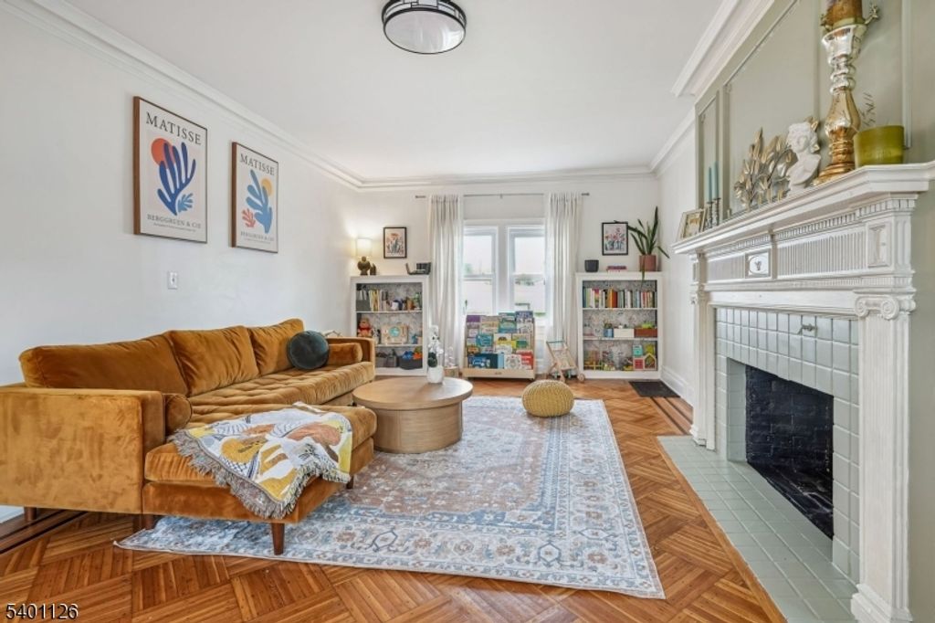 519 Westminster Ave, Elizabeth City, NJ 07208