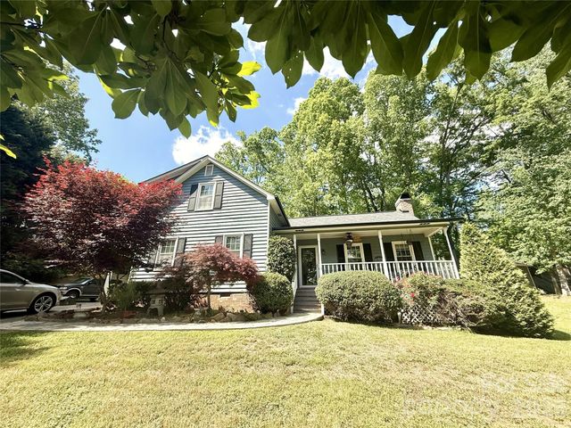 2600 Lakewood Drive, Gastonia, NC 28052