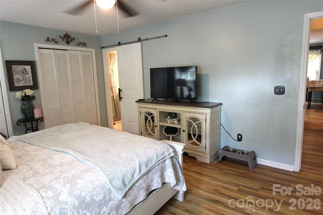 2600 Lakewood Drive, Gastonia, NC 28052