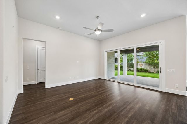 133 Dandelion Way, Montgomery, TX 77316