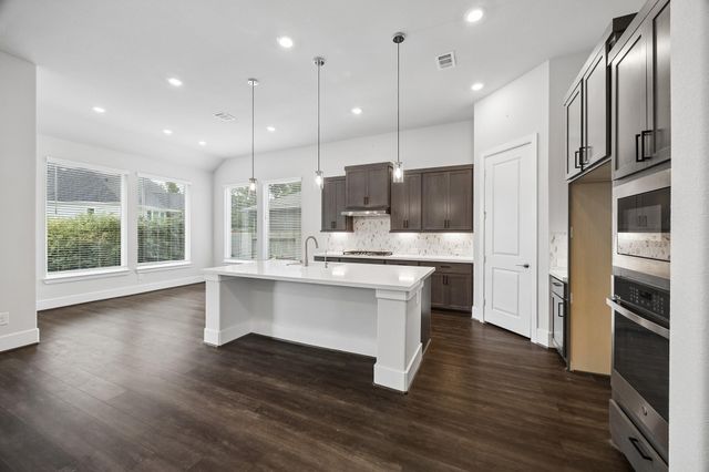 133 Dandelion Way, Montgomery, TX 77316