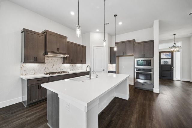 133 Dandelion Way, Montgomery, TX 77316