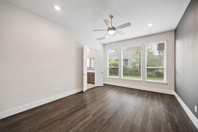 133 Dandelion Way, Montgomery, TX 77316