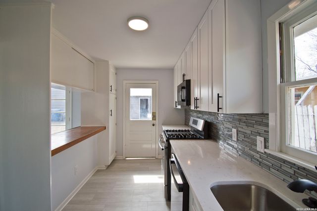 602 Sacramento, San Antonio, TX 78212