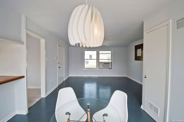 602 Sacramento, San Antonio, TX 78212