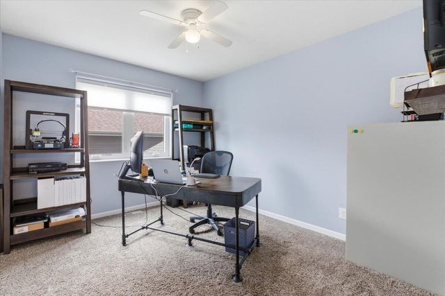 910 KEY Circle, Carter Lake, IA 51510