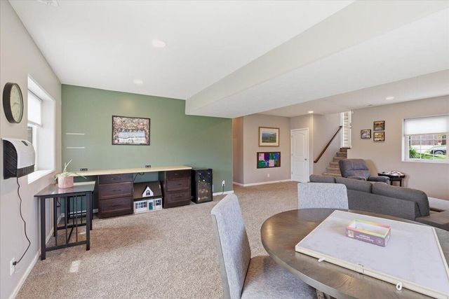 910 KEY Circle, Carter Lake, IA 51510