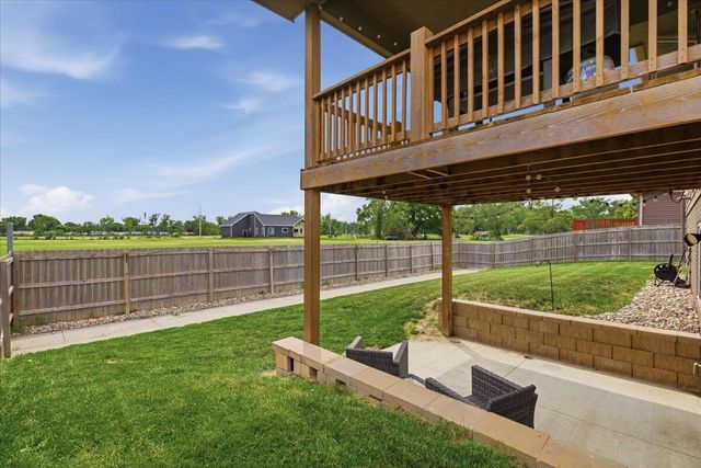 910 KEY Circle, Carter Lake, IA 51510