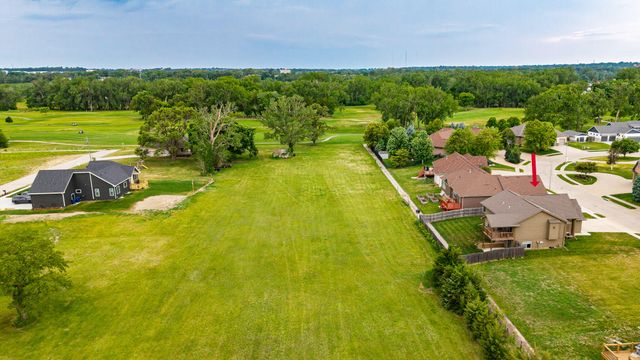 910 KEY Circle, Carter Lake, IA 51510