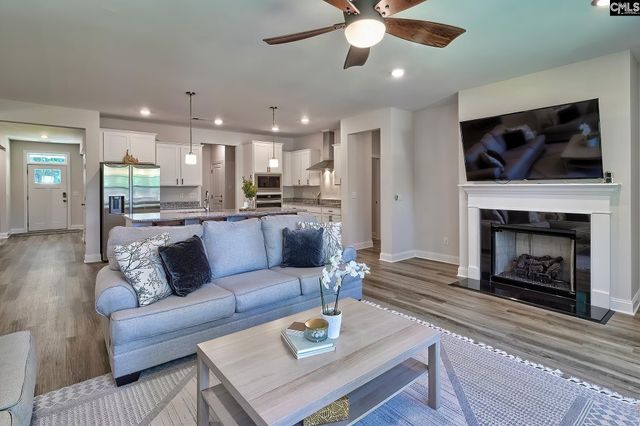 895 Peninsula Drive, Prosperity, SC 29127