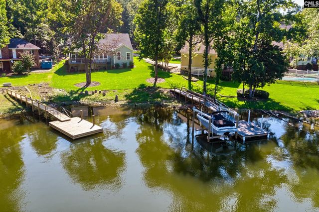 895 Peninsula Drive, Prosperity, SC 29127