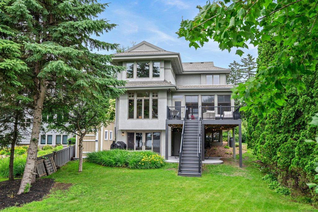 1161 Park Avenue, Mahtomedi, MN 55115 — exterior