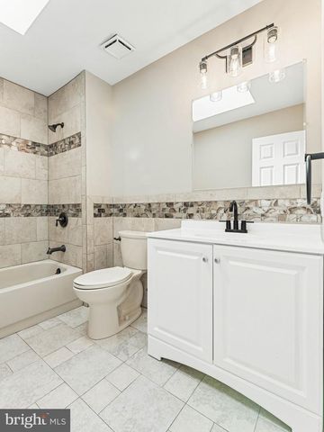 46 WOODHAVEN WAY, Sicklerville, NJ 08081