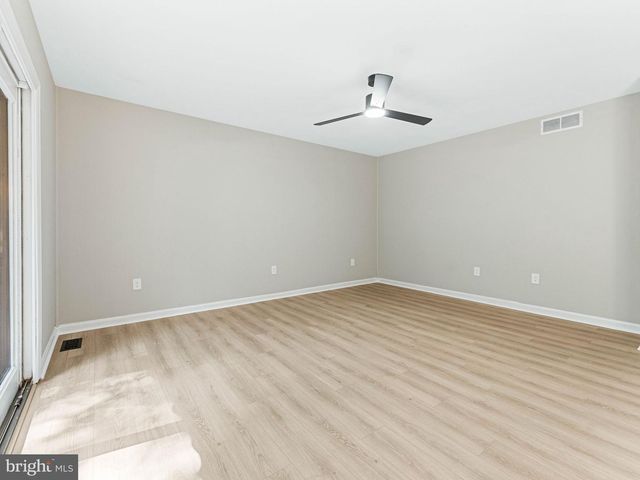 46 WOODHAVEN WAY, Sicklerville, NJ 08081