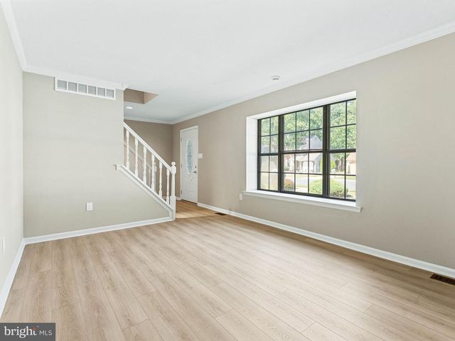 46 WOODHAVEN WAY, Sicklerville, NJ 08081