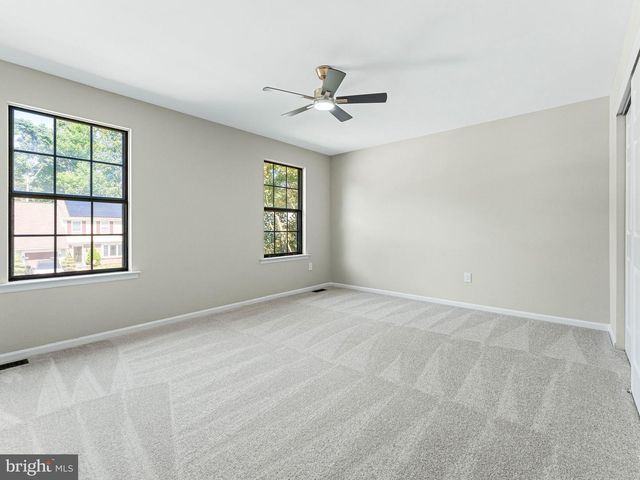 46 WOODHAVEN WAY, Sicklerville, NJ 08081