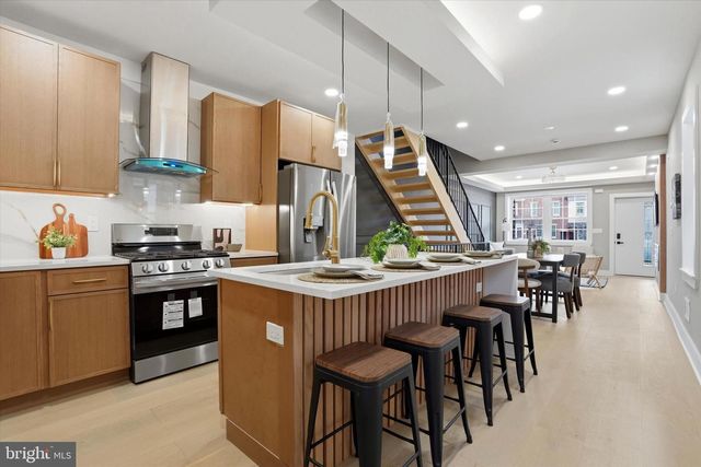 2622 E LEHIGH AVE, Philadelphia, PA 19125