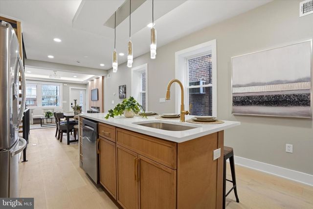 2622 E LEHIGH AVE, Philadelphia, PA 19125