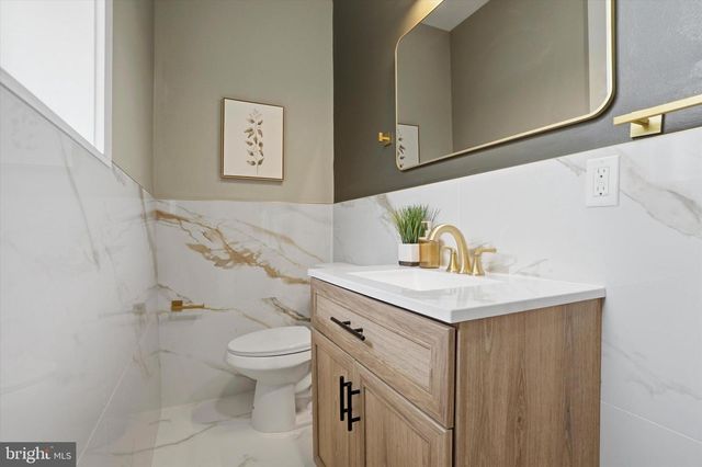 2622 E LEHIGH AVE, Philadelphia, PA 19125