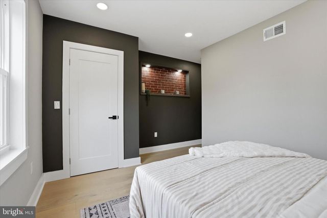 2622 E LEHIGH AVE, Philadelphia, PA 19125