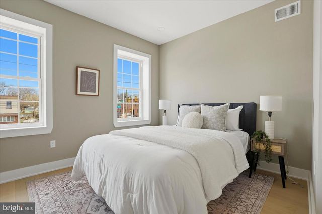 2622 E LEHIGH AVE, Philadelphia, PA 19125