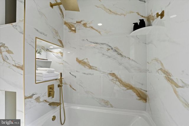 2622 E LEHIGH AVE, Philadelphia, PA 19125