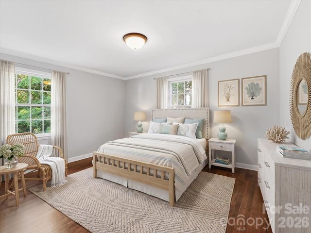 5726 Sharon Road, Charlotte, NC 28210