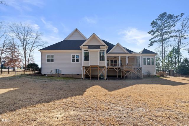 60 Stella Court, Clayton, NC 27527