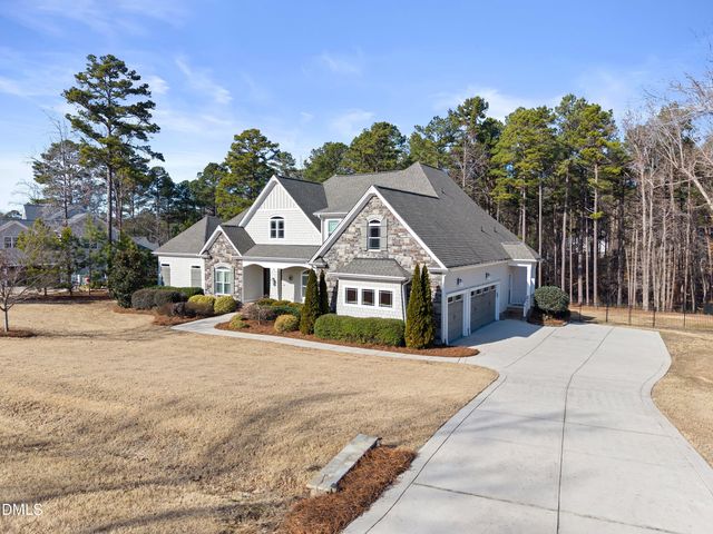 60 Stella Court, Clayton, NC 27527