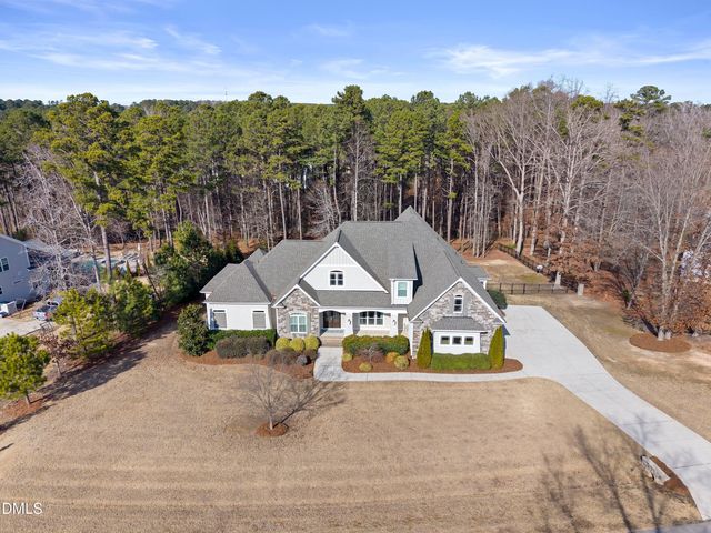 60 Stella Court, Clayton, NC 27527