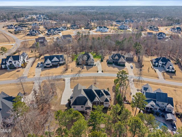 60 Stella Court, Clayton, NC 27527