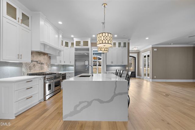 60 Stella Court, Clayton, NC 27527