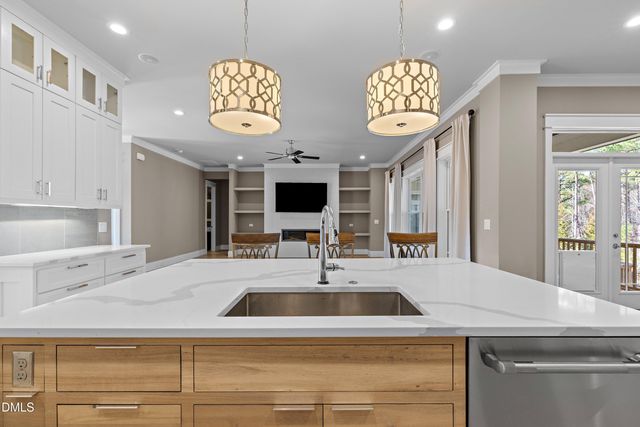 60 Stella Court, Clayton, NC 27527