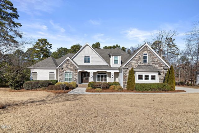 60 Stella Court, Clayton, NC 27527