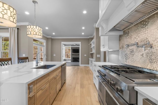 60 Stella Court, Clayton, NC 27527