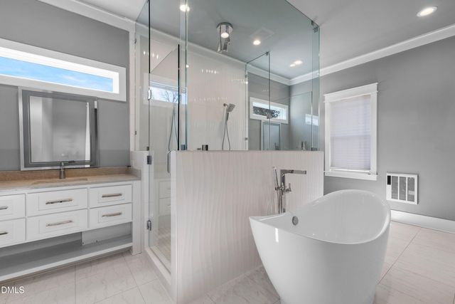 60 Stella Court, Clayton, NC 27527