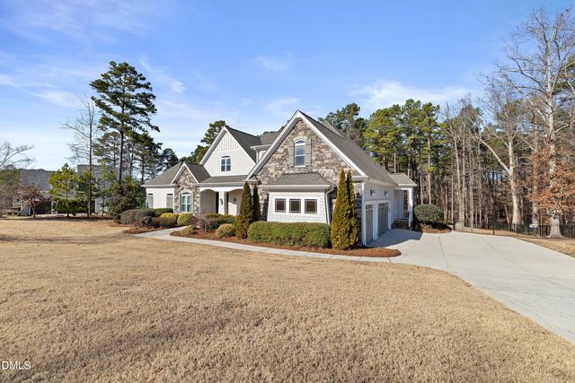 60 Stella Court, Clayton, NC 27527