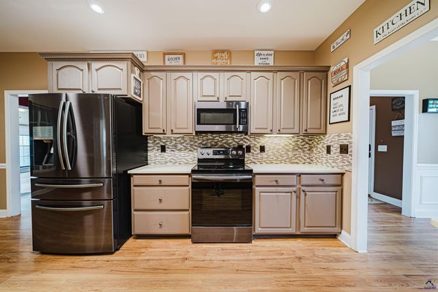 204 Mitculler Court, Kathleen, GA 31047
