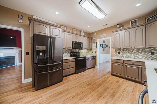 204 Mitculler Court, Kathleen, GA 31047