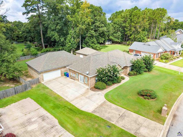 204 Mitculler Court, Kathleen, GA 31047