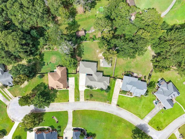 204 Mitculler Court, Kathleen, GA 31047
