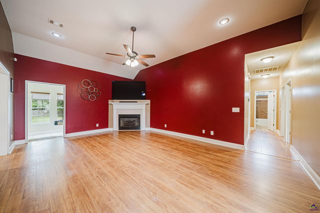 204 Mitculler Court, Kathleen, GA 31047