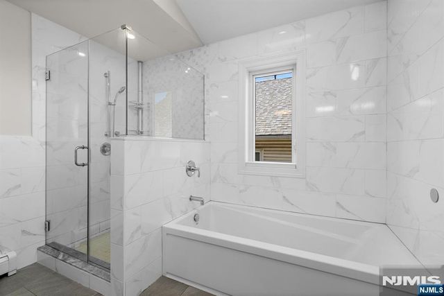 234 Columbus Place B, Cliffside Park, NJ 07010