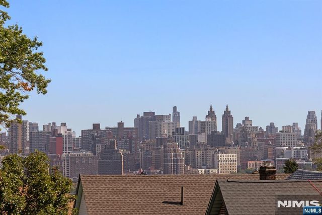 234 Columbus Place B, Cliffside Park, NJ 07010