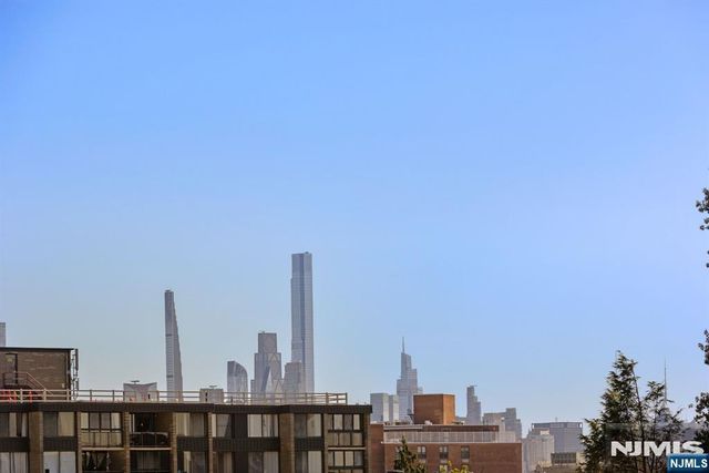 234 Columbus Place B, Cliffside Park, NJ 07010